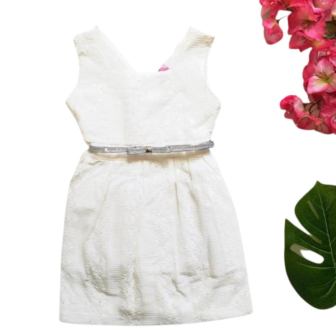 VESTIDO BLANCO BORDADO NIÑA