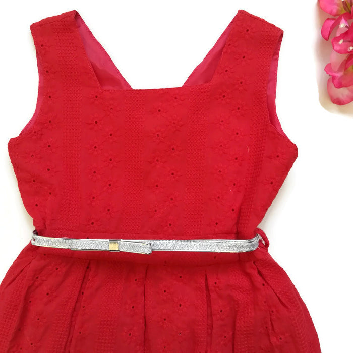 VESTIDO ROJO BORDADO NIÑA
